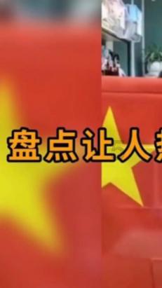 蓝色修身连衣裙，初秋时节这样穿，显高显瘦有气质，你觉得呢？游戏画面