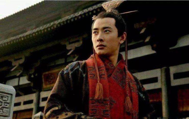 可爱的女生解救